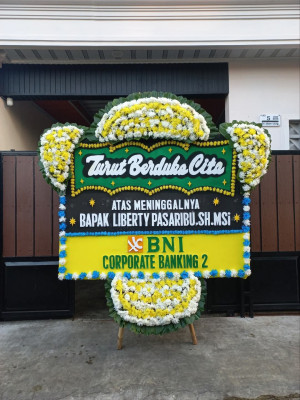 Papan Bunga Duka di Patani Barat